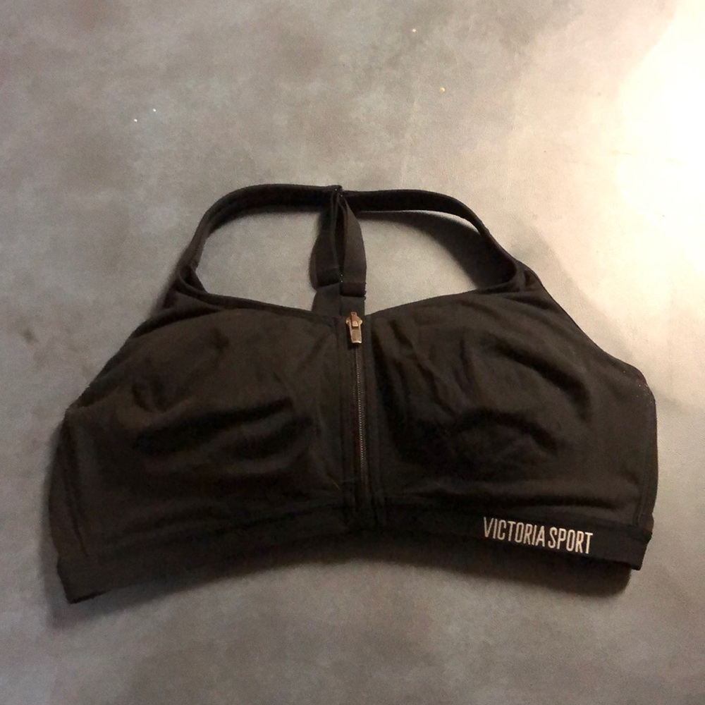 Victoria Sport Black Sports Bra